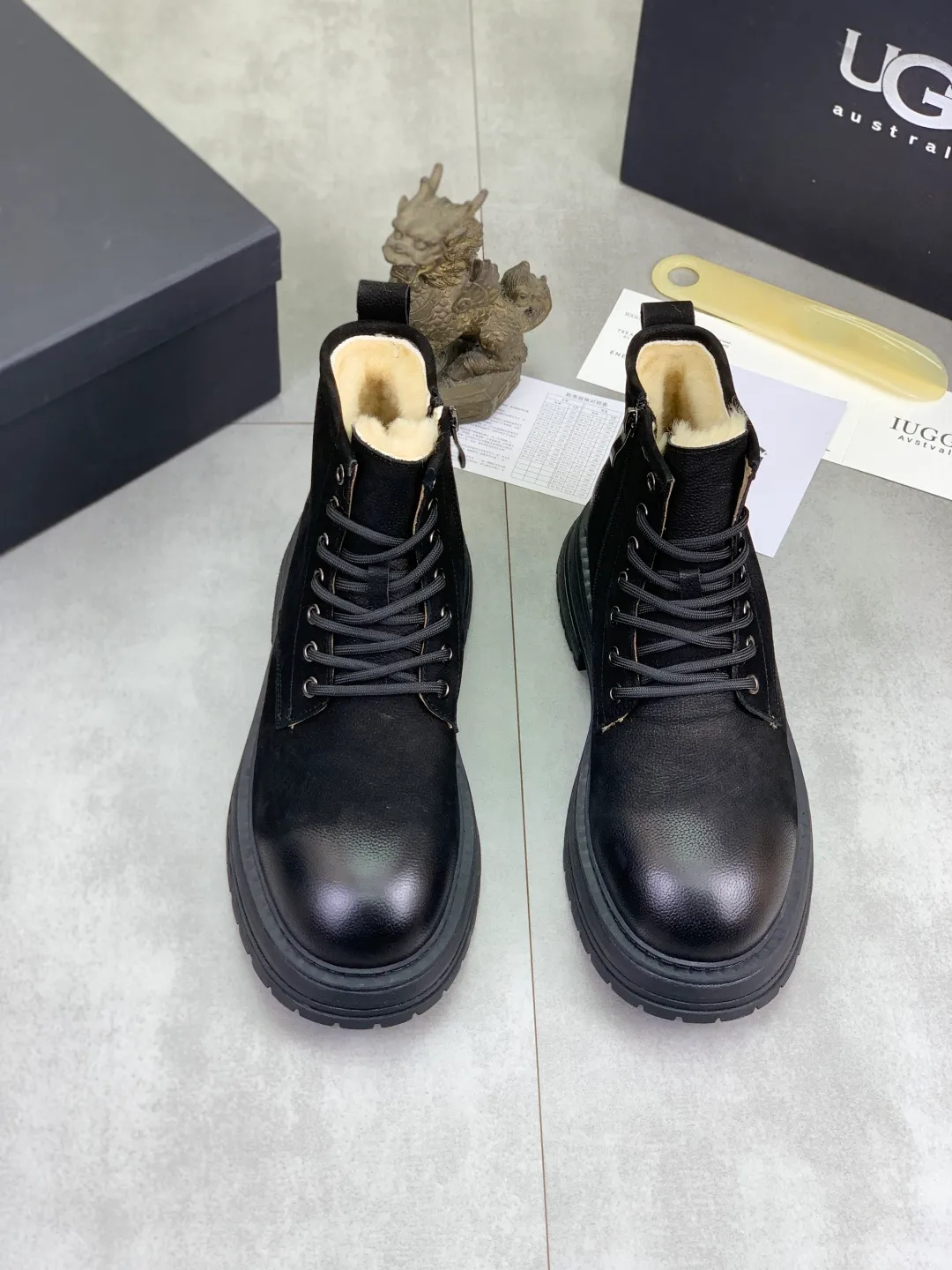 Men's men's shoes 💰P660 New arrival 🆕🆕🆕 IUGGI Men's British retro Martin boots Winter new men's outdoor hiking boots First layer of cowhide on the outside and wool on the inside Comfortable and warm Rubber sole sole Non-slip and firm Trendy and fashionable Casual and versatile Size: 38-44 (45 customized) Color: three colors